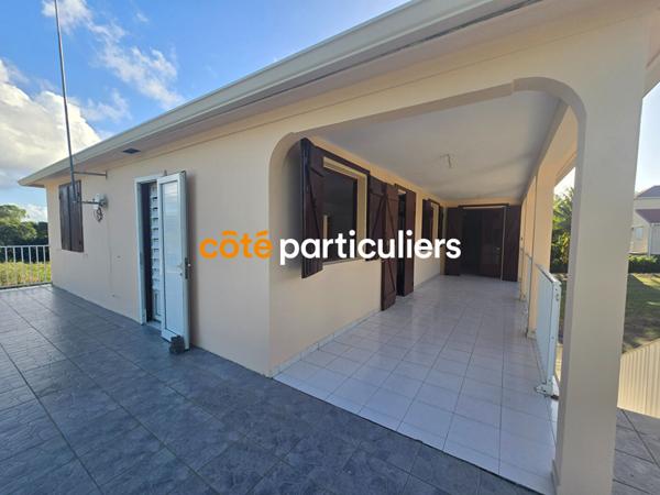 Location Maison92 m² - 4 Pièces - LE MOULE (97160)