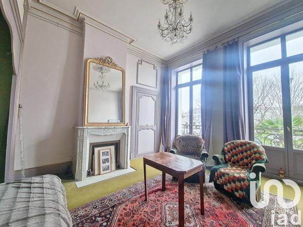 Appartement 4 pièces de 122 m² à Rochefort (17300)