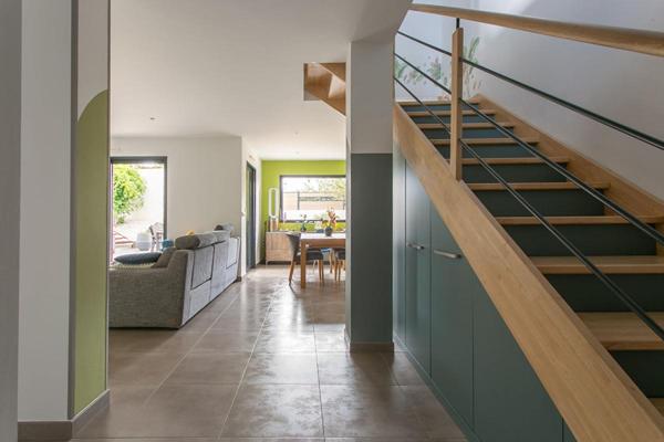 Maison Mouzillon 6 P . 4 Chs . Bureau . 138.77 M² . T 681 M² . Garage . Terrasse . Balcon