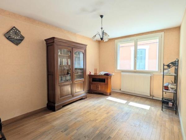 Vente / Immeuble à Chazelles-sur-Lyon (42140)