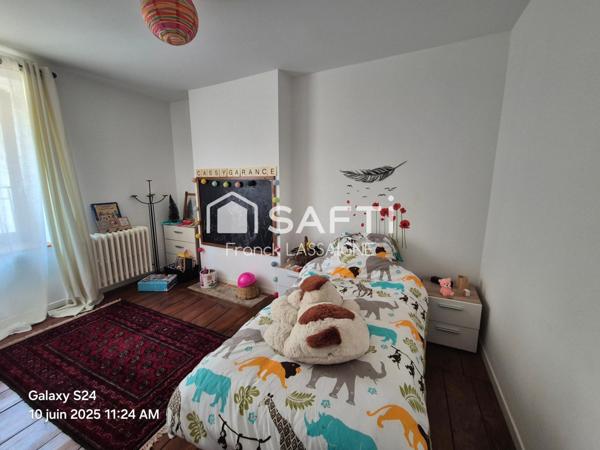 Maison avec jardin clos sans vis à vis et puits...