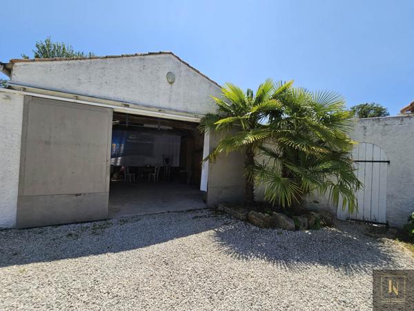Maison
                                                                                                                                                                                                                                                                                                                        8 pièce(s)                                                                                                                                                                                                          4 chambre(s)                                                                                                                                                                                                          160  m²