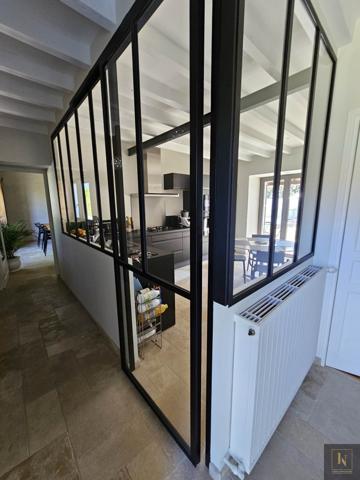Maison
                                                                                                                                                                                                                                                                                                                        8 pièce(s)                                                                                                                                                                                                          4 chambre(s)                                                                                                                                                                                                          160  m²