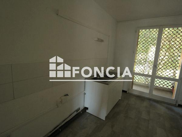 Location Appartement 3 pièces 76.42 m² - 190 RUE ANDRE SIMON Nîmes 30900