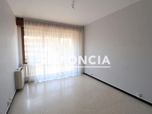 Location Appartement 3 pièces 76.42 m² - 190 RUE ANDRE SIMON Nîmes 30900