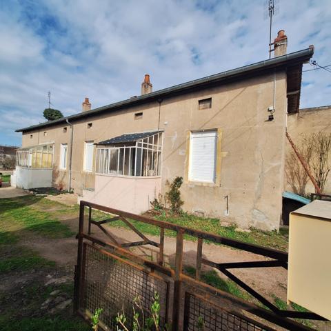 Immeuble composé de 2 appartements