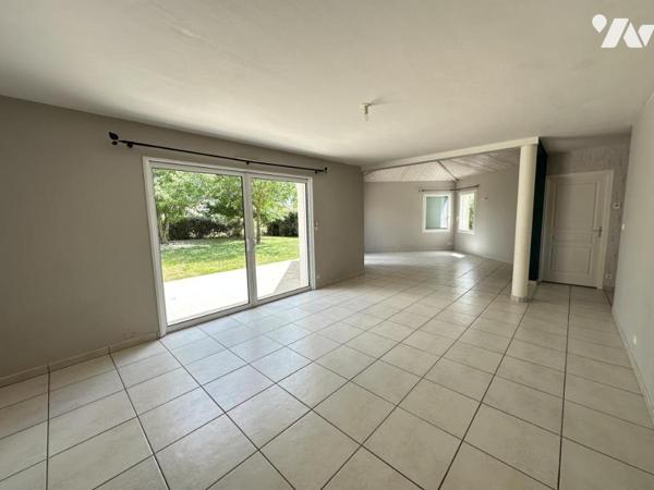 Maison de plain-pied à vendre – Charme et espace
