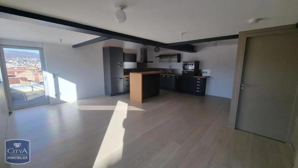 Appartement à louer 4 pièces 103.97m² Clermont-Ferrand (63000)