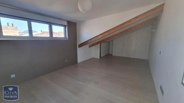 Appartement à louer 4 pièces 103.97m² Clermont-Ferrand (63000)