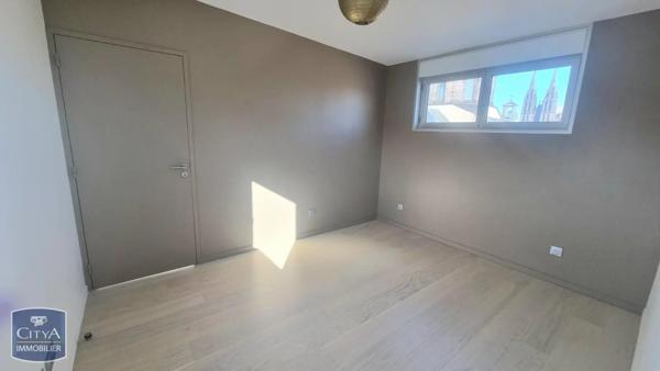 Appartement à louer 4 pièces 103.97m² Clermont-Ferrand (63000)