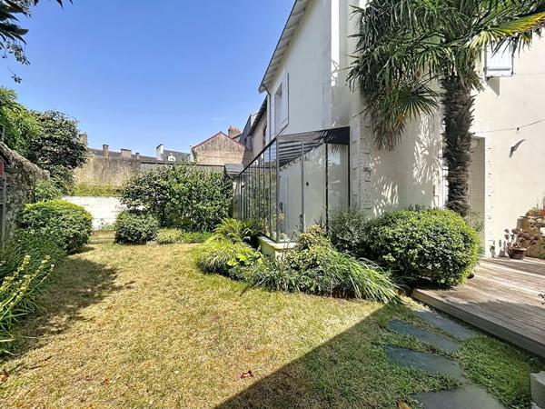 Maison 6 pièces 4 chambres à Nantes - Quartier Butte Sainte-Anne
