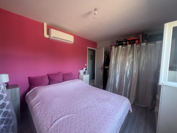 Maison
                                                                                                                                                                                                                                                                                                                        4 pièce(s)                                                                                                                                                                                                          3 chambre(s)                                                                                                                                                                                                          85.8  m²