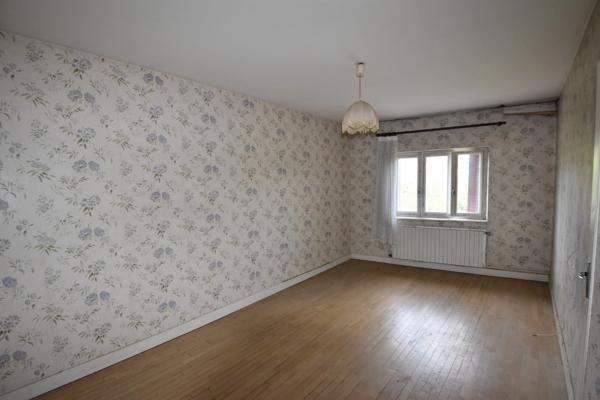 Maison à vendre 5 pièces LA MOTTE SAINT JEAN (71)