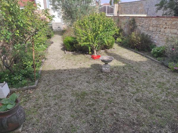 Maison à SAINT-JEAN-D'ANGELY, 17400 - 3 pièces 52m²