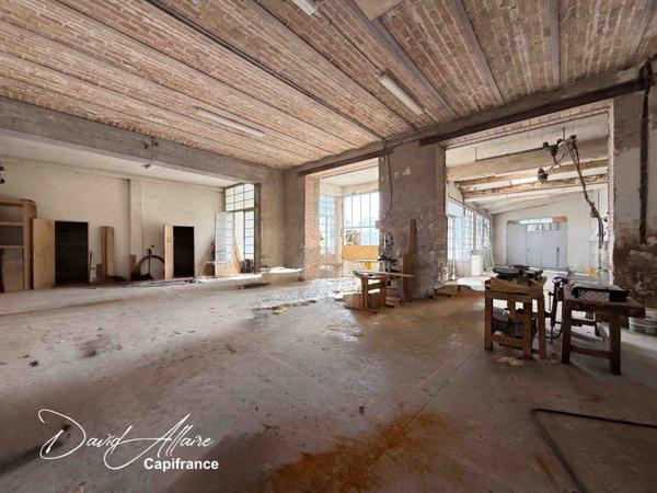 Appartement loft 175 m² + 350 m² de jardin LARAGNE MONTEGLIN (05)