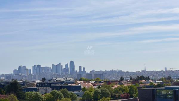 Appartement 2 pièce(s) 60.68 m2 360 000 € **  - Référence  162085