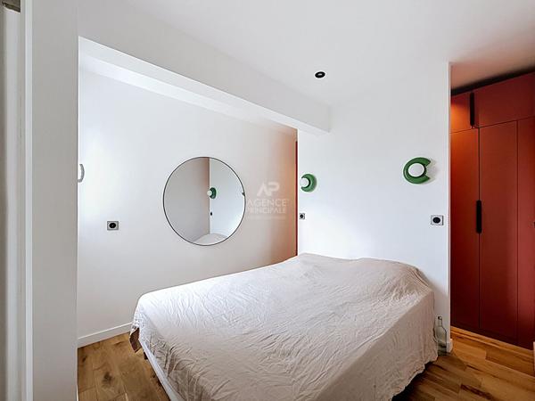 Appartement 2 pièce(s) 60.68 m2 360 000 € **  - Référence  162085