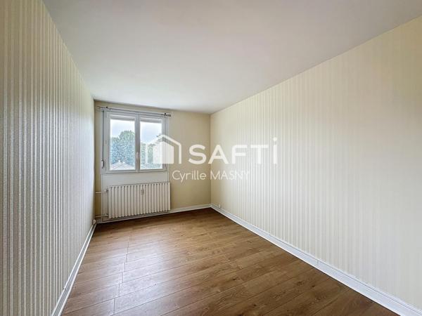 Appartement Traversant et baigné de lumière, 2 chambres, loggia et gardien – le confort au quotidien