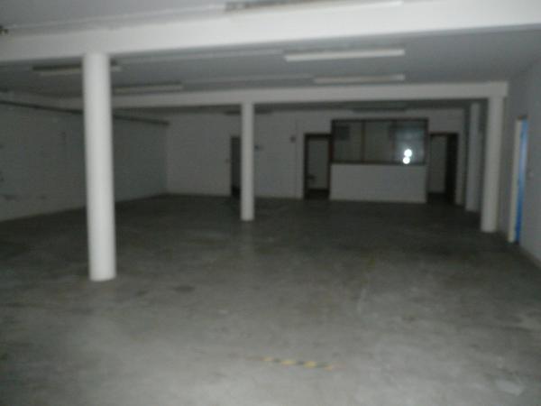 ⚜ A LOUER CHATEAUBERNARD Zone Commercial Local Bureau ⚜