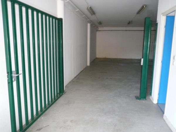 ⚜ A LOUER CHATEAUBERNARD Zone Commercial Local Bureau ⚜