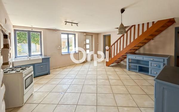 Maison à vendre    5 pièces •  Chazelles-sur-Lyon