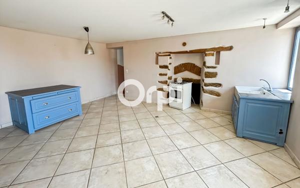 Maison à vendre    5 pièces •  Chazelles-sur-Lyon