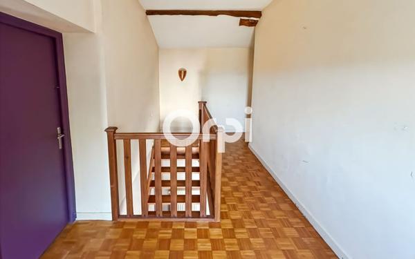 Maison à vendre    5 pièces •  Chazelles-sur-Lyon