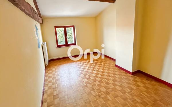 Maison à vendre    5 pièces •  Chazelles-sur-Lyon