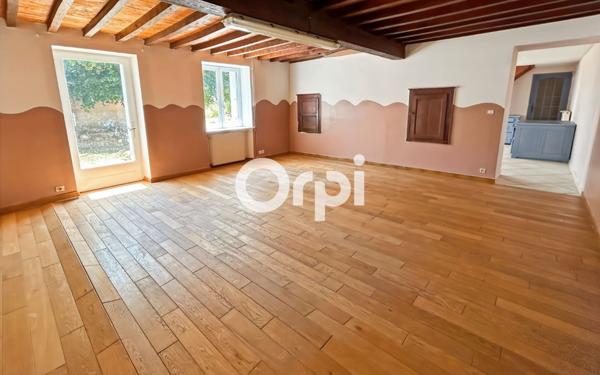 Maison à vendre    5 pièces •  Chazelles-sur-Lyon