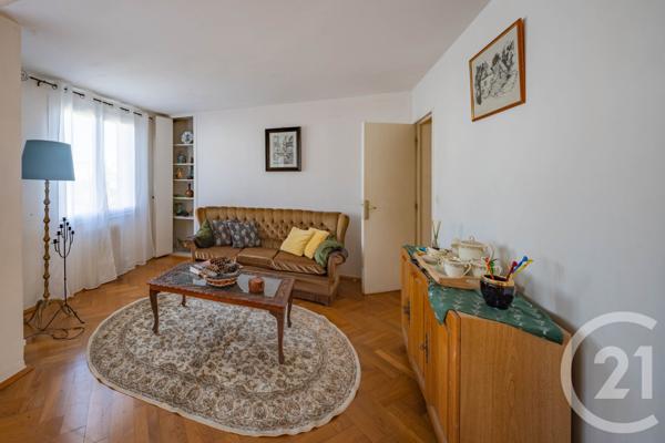 Appartement F5 à vendre  5 pièces - 101,57 m2 EVRY - 91