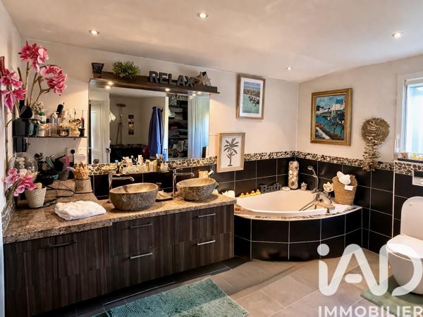 Maison à vendre 6 pièces 400 m² Estang