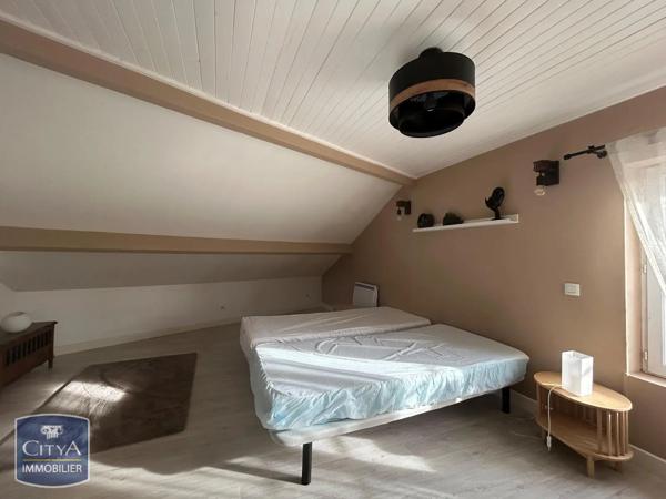 Maison à louer 4 pièces 117m² Orcet (63670)