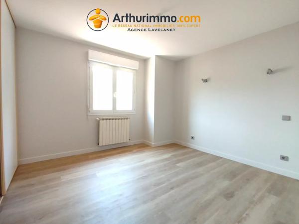 Vente                                                      Maison
                        
                     4 pièces                      128 m2                     à Foix
