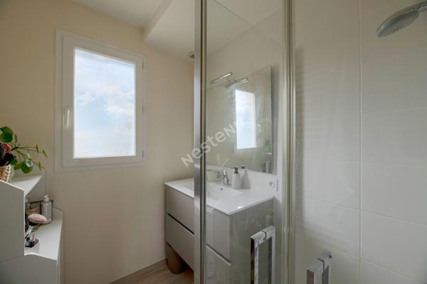 A vendre à SAINT AUBIN D'AUBIGNÉ, Maison de 129m², 4 chambres, Jardin 515m² sans vis à vis