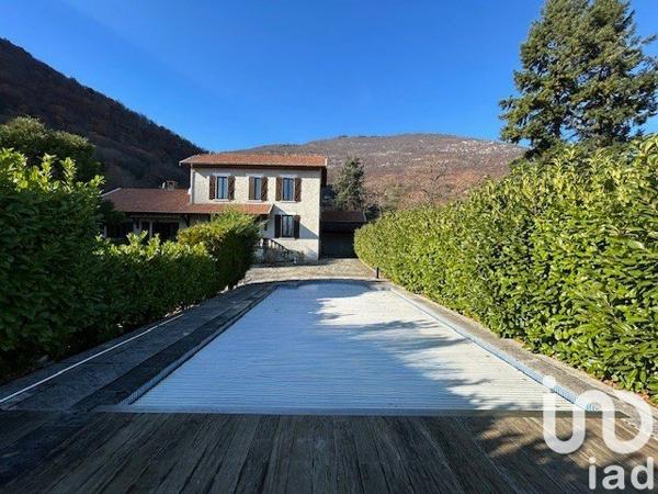 Maison à vendre 6 pièces 155 m² Veurey-Voroize