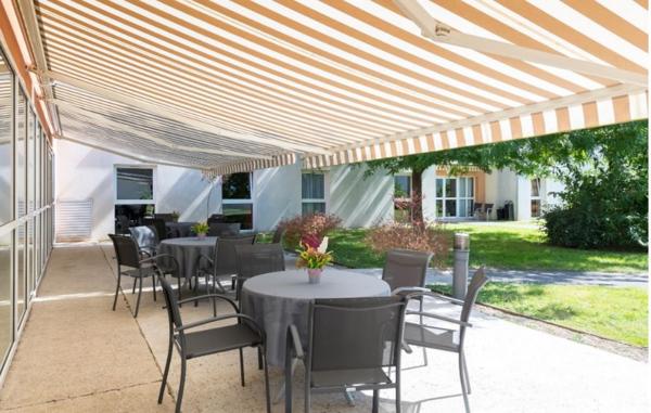 INVESTISSEMENT LOCATIF – ETRECHY – Résidence Ehpad Emeis Le Clos d'Etrechy - 6.12% de rentabilité