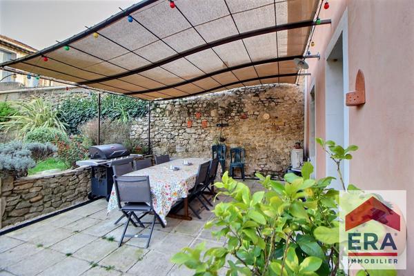 Maison Châteauneuf Du Rhône 174 m2 habitable - 443m² de terrain