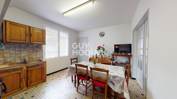 A VENDRE : Maison de plain pied 107 m² + vieille maison de 124 m²