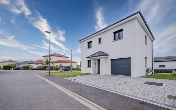 Maison à vendre    5 pièces • 132 m2 Tomblaine