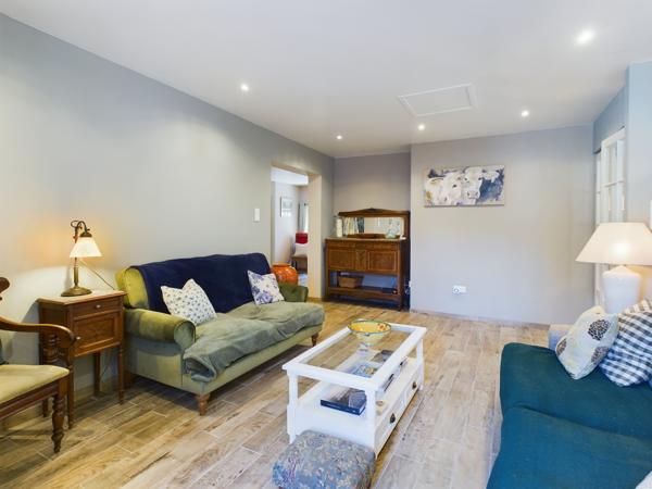 Touffailles (82190) Touffailles Ravissante maison au village avec 4 chambres, cour jardin et potager