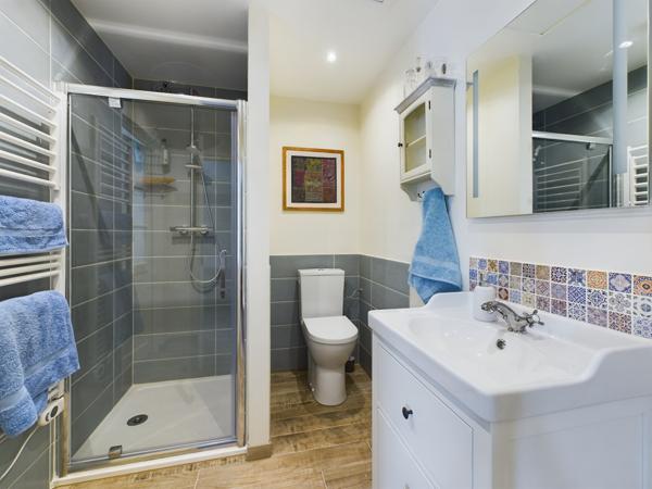 Touffailles (82190) Touffailles Ravissante maison au village avec 4 chambres, cour jardin et potager