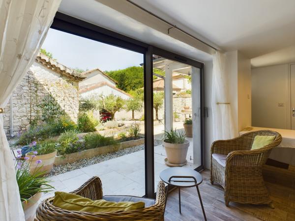 Touffailles (82190) Touffailles Ravissante maison au village avec 4 chambres, cour jardin et potager