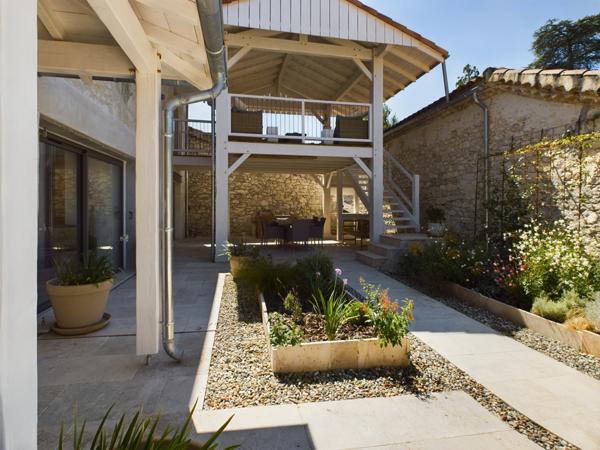 Touffailles (82190) Touffailles Ravissante maison au village avec 4 chambres, cour jardin et potager