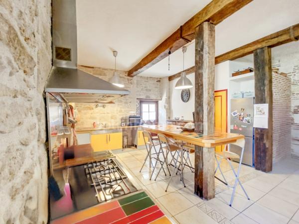 Maison à vendre 6 pièces BRUYERES ET MONTBERAULT (02)