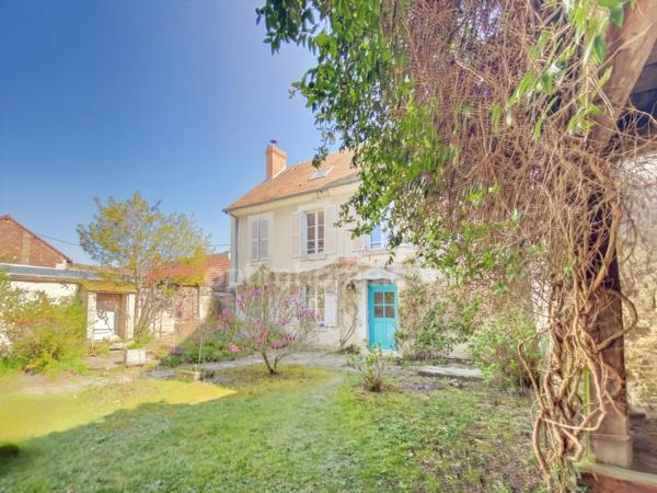Maison à vendre 6 pièces BRUYERES ET MONTBERAULT (02)