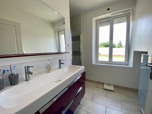 Longère entièrement rénovée - CONTRES