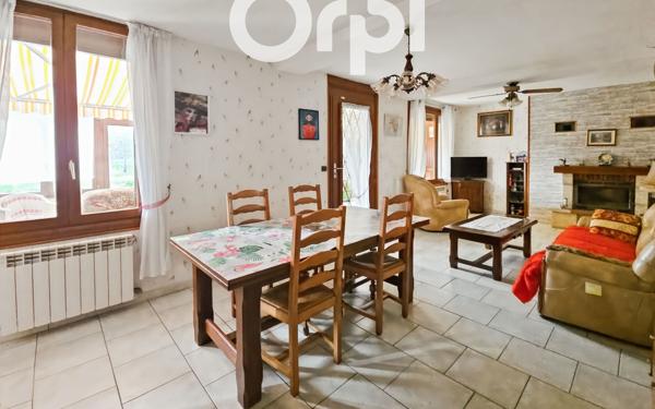 Maison à vendre    3 pièces •  Estrées-Saint-Denis