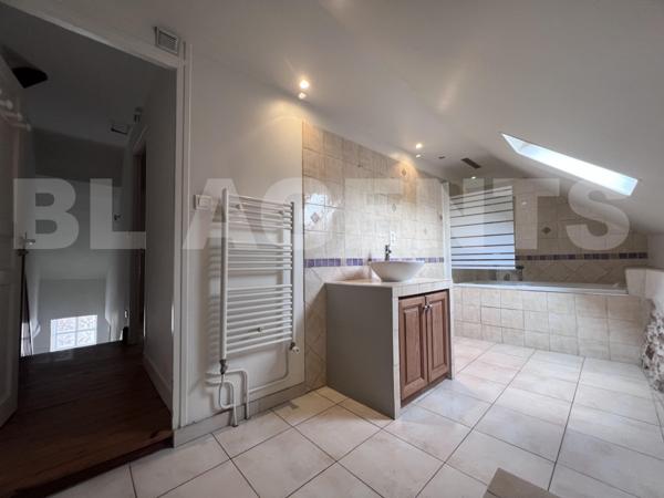 maison de ville en parfait état