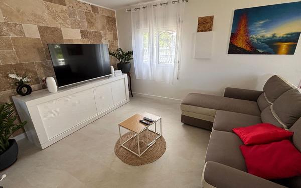 Maison à vendre    4 pièces • 90 m2 Sainte-Suzanne