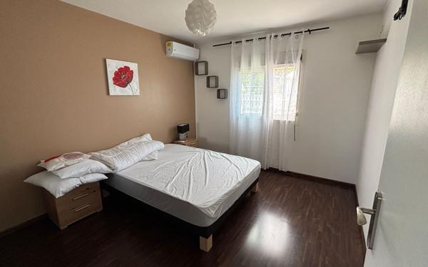 Maison à vendre    4 pièces • 90 m2 Sainte-Suzanne